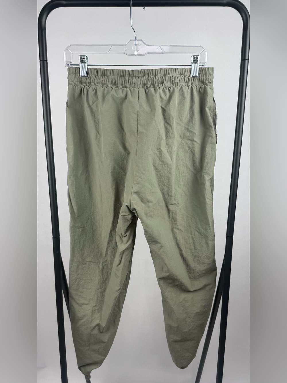 WILO The Label Sage Green Parachute Jogger Pants Nylon Utility Size M - Picture 4 of 7